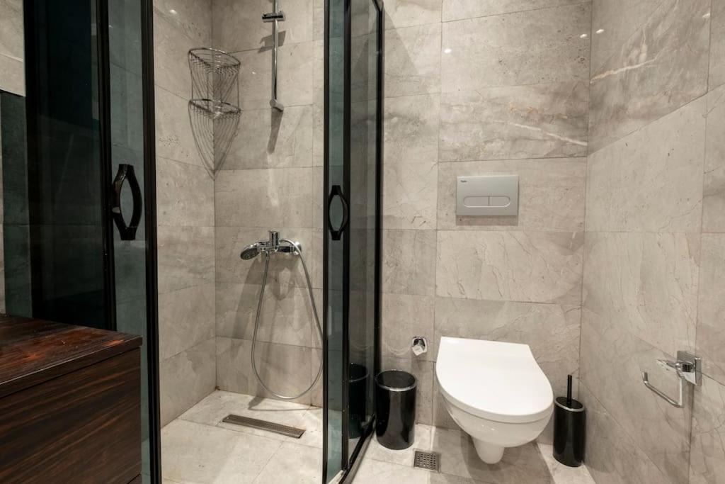 New 3-bedroom İstanbul